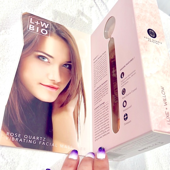 Luxe + Willow PHOENIX - Rose Quartz Vibrating Facial Roller BNIB! - Picture 2 of 12